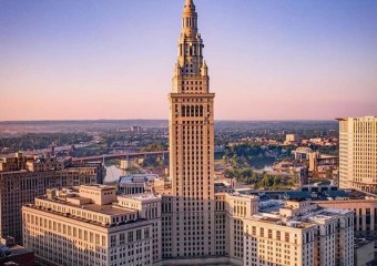 Pałac Kultury versus Terminal Tower